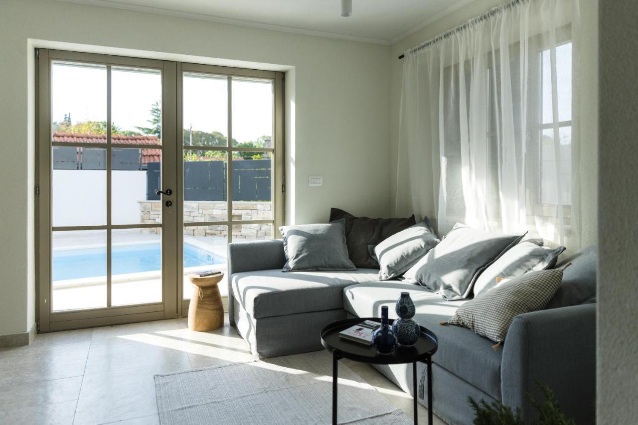 Villa Mara - Casa Rustica Zrnovo Buitenkant foto